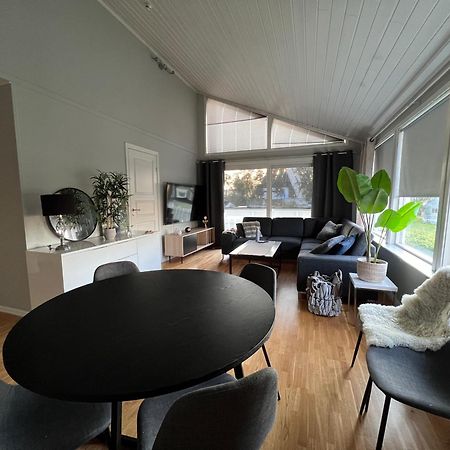 Luftig Og Sentral Leilighet I Tromsdalen Тромсьо Екстериор снимка